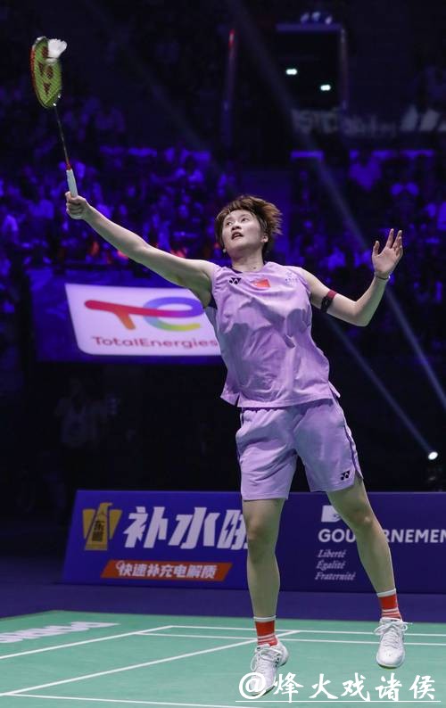 陈雨菲2-0力克辛杜 晋级印尼羽毛球大师赛半决赛 陈雨菲2-0力克辛杜 晋级印尼羽毛球大师赛半决赛