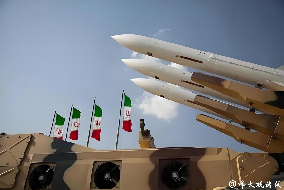 快看视频|导弹已上膛,驻卡塔尔美军将导弹装载移动平台,特朗普威胁增派航母 快看视频|导弹已上膛,驻卡塔尔美军将导弹装载移动平台,特朗普威胁增派航母