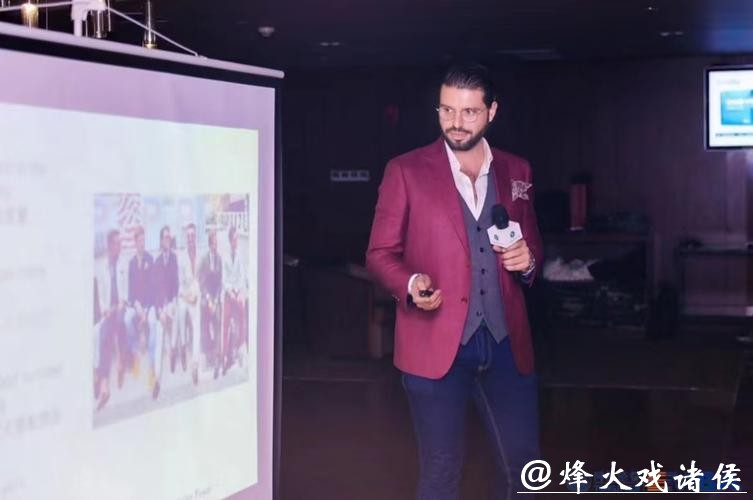 来自法国的“造型医生”如何圈粉冬奥会冠军？丨上海滩上洋掌柜