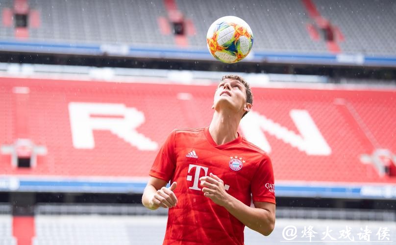 德甲-莱万破门帕瓦尔进球 拜仁客场两球完胜